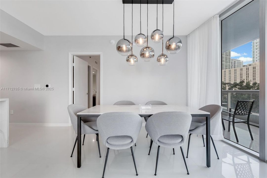 Недавно арендовано: $5,500 (2 спален, 2 ванн, 1269 Квадратных фут)