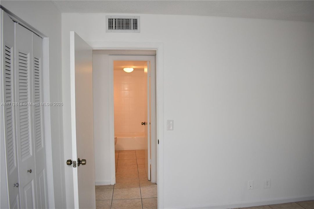 For Rent: $1,700 (1 beds, 1 baths, 625 Square Feet)