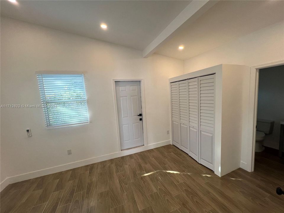 For Rent: $2,600 (2 beds, 2 baths, 1336 Square Feet)