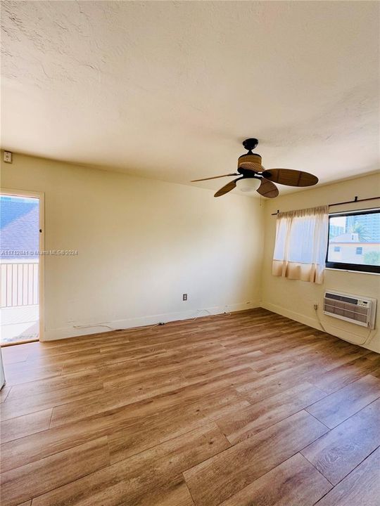 For Rent: $2,950 (2 beds, 2 baths, 1125 Square Feet)