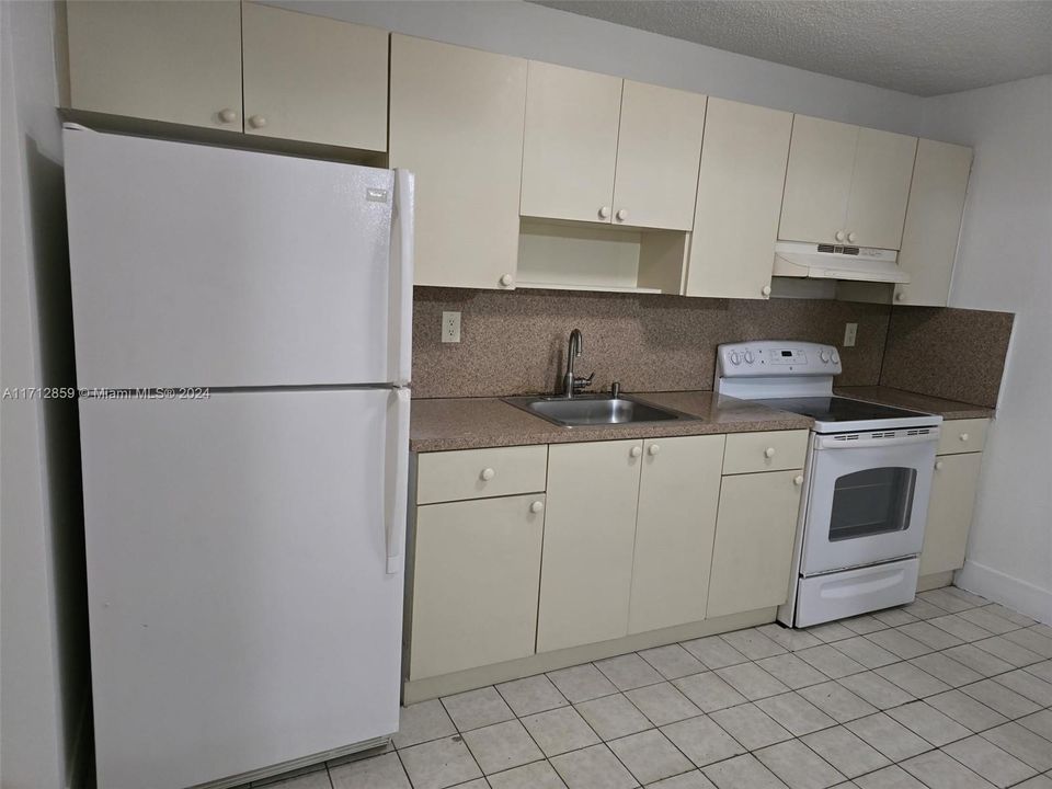 For Rent: $2,100 (30 beds, 15 baths, 12642 Square Feet)