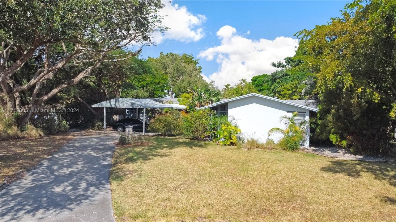 For Sale: $1,750,000 (4 beds, 3 baths, 2928 Square Feet)