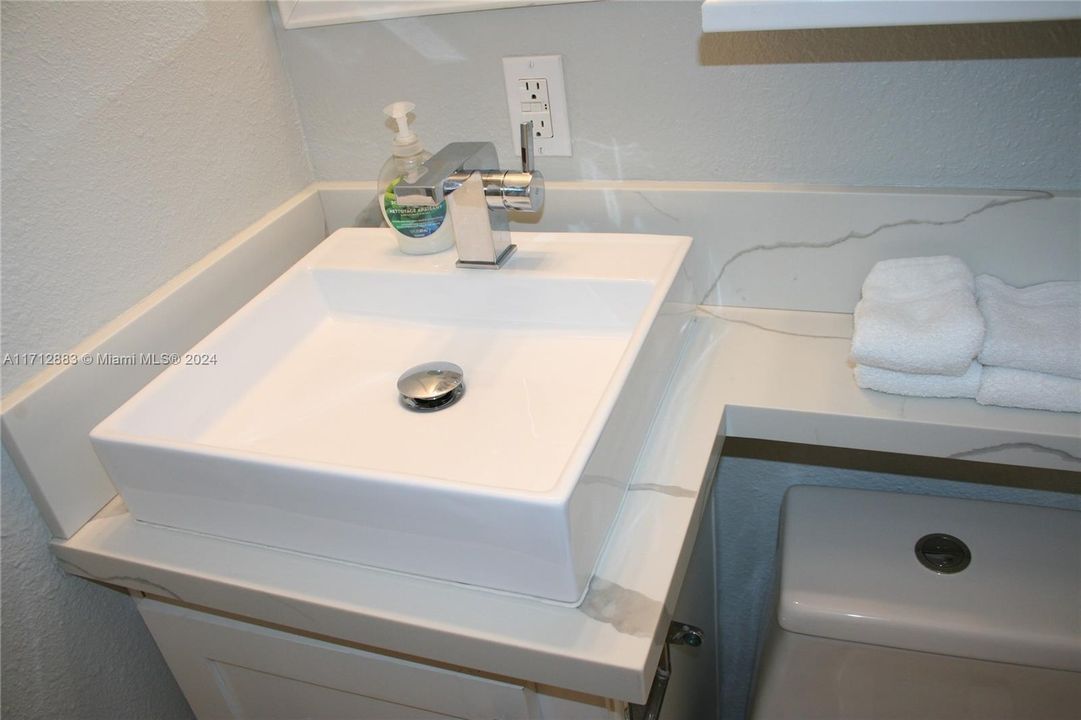 En Venta: $660,000 (2 camas, 1 baños, 550 Pies cuadrados)