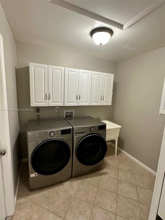 For Rent: $3,000 (3 beds, 2 baths, 0 Square Feet)