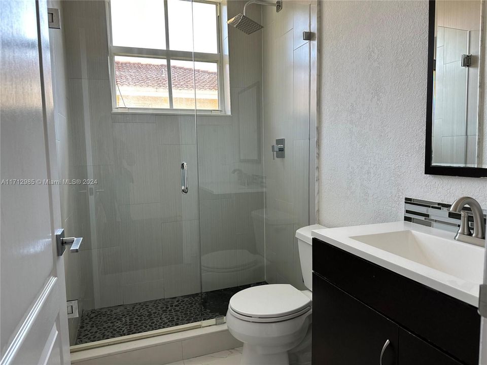 For Rent: $3,650 (3 beds, 2 baths, 1590 Square Feet)