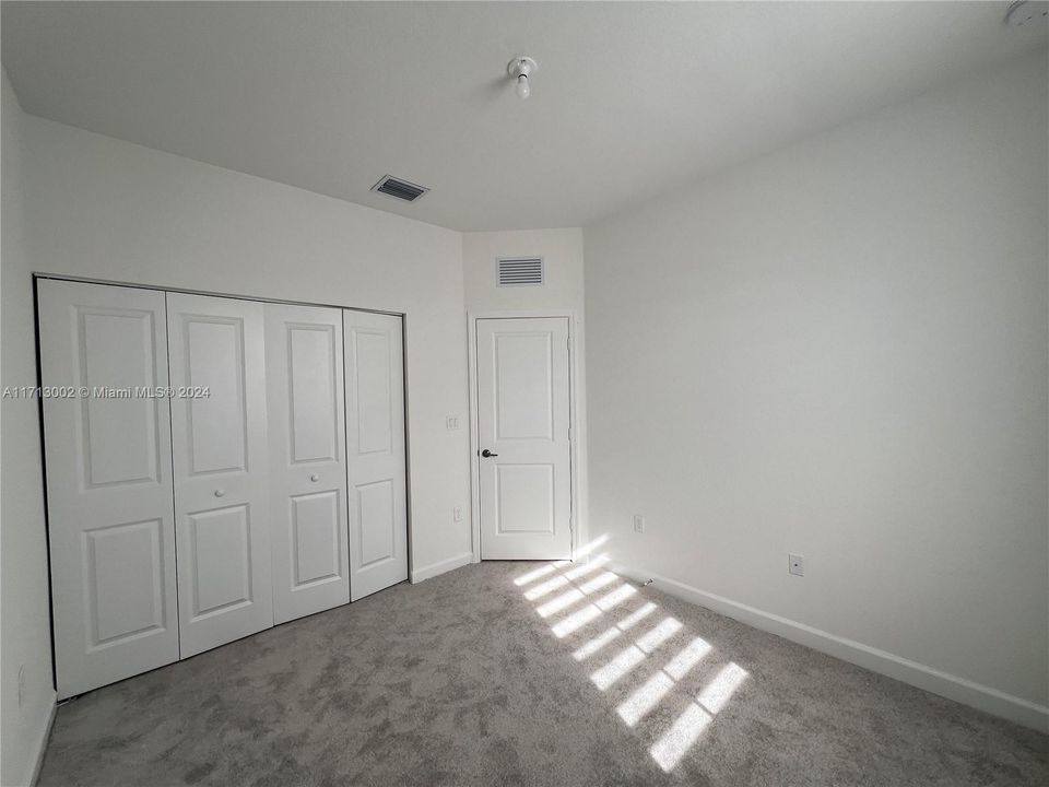 For Rent: $2,900 (3 beds, 2 baths, 1668 Square Feet)