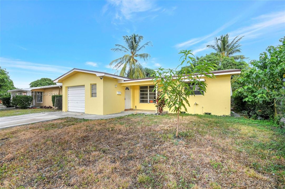 For Sale: $375,000 (3 beds, 2 baths, 1125 Square Feet)