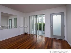 For Sale: $240,000 (1 beds, 1 baths, 425 Square Feet)