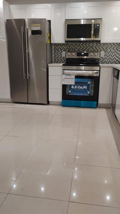 En Venta: $199,000 (3 camas, 2 baños, 1350 Pies cuadrados)