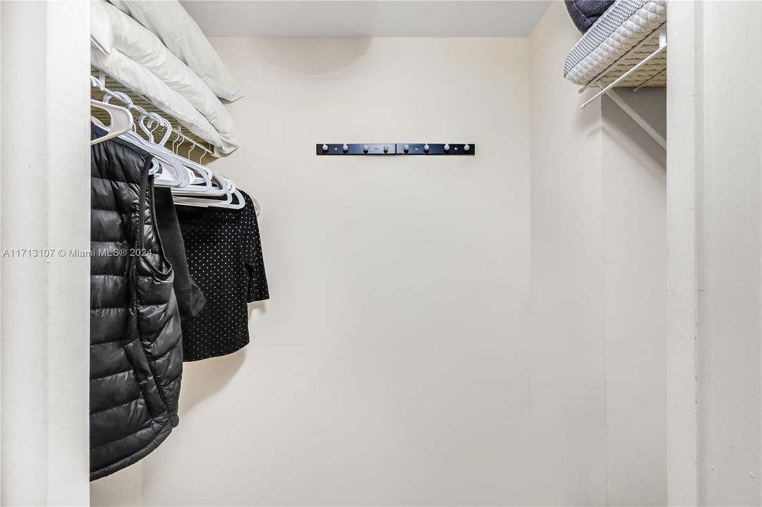 Walk-in Closet