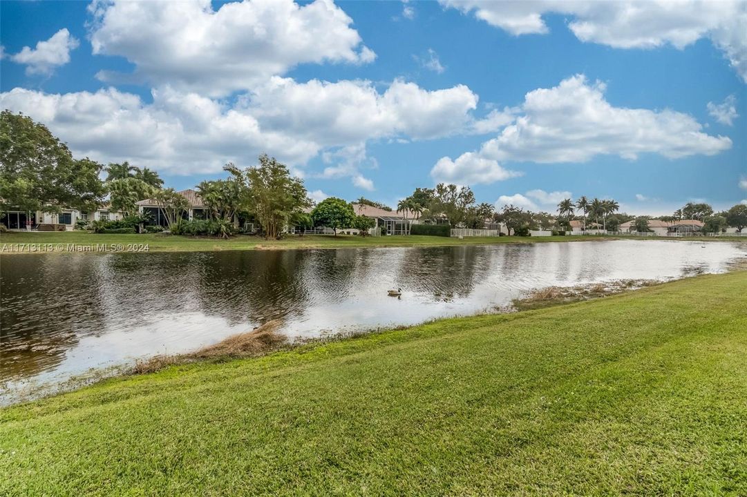 For Sale: $1,700,000 (5 beds, 3 baths, 3696 Square Feet)