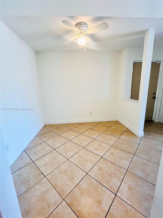 For Rent: $2,200 (2 beds, 2 baths, 1084 Square Feet)