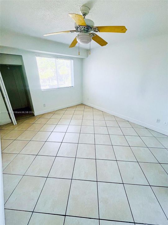 For Rent: $2,200 (2 beds, 2 baths, 1084 Square Feet)