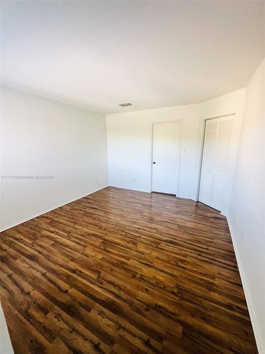 For Rent: $2,200 (2 beds, 2 baths, 1084 Square Feet)