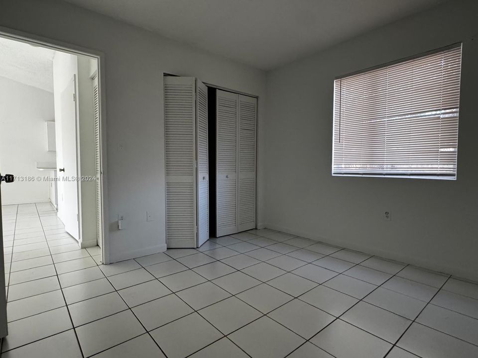 For Rent: $2,200 (2 beds, 2 baths, 800 Square Feet)