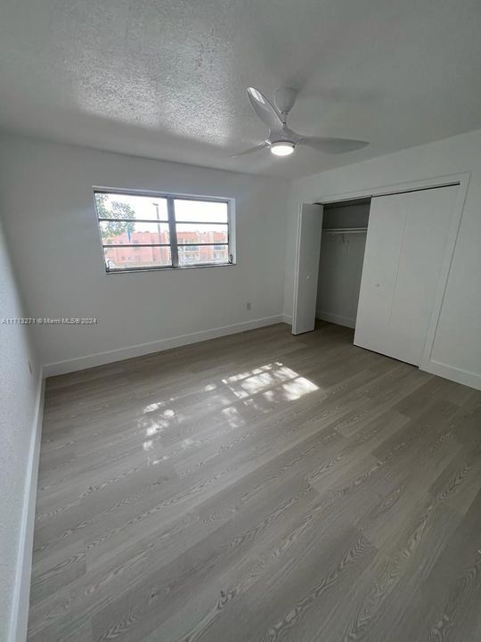 For Sale: $375,000 (2 beds, 2 baths, 1015 Square Feet)