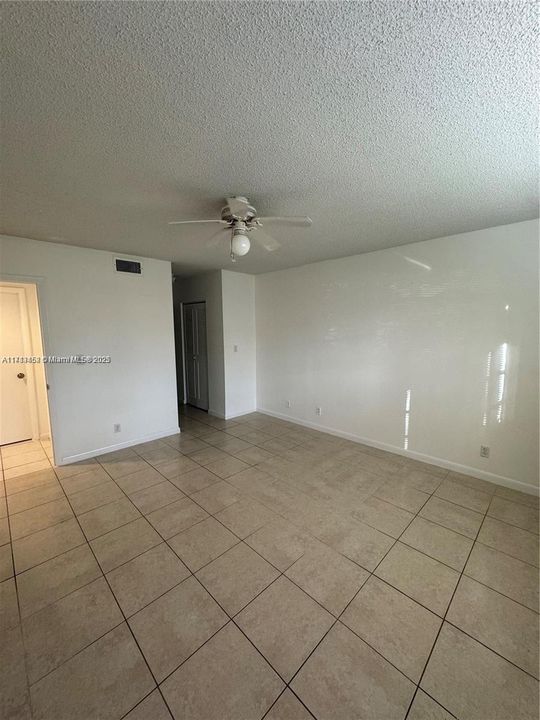 For Rent: $1,890 (2 beds, 2 baths, 1000 Square Feet)