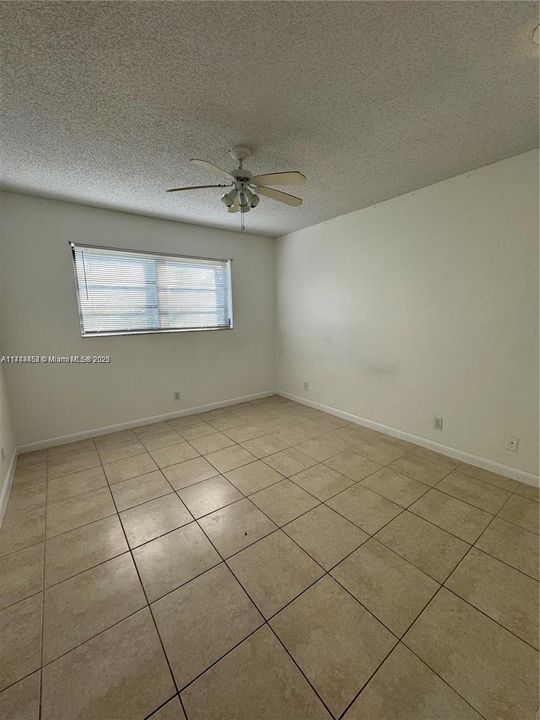 For Rent: $1,890 (2 beds, 2 baths, 1000 Square Feet)