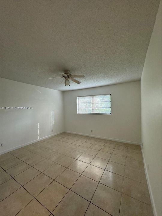 For Rent: $1,890 (2 beds, 2 baths, 1000 Square Feet)