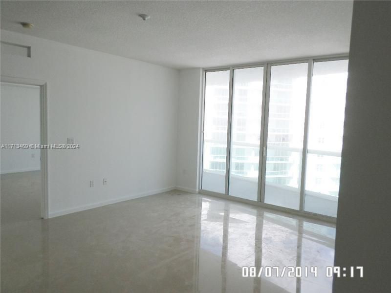 360 CONDO UNIT  1001