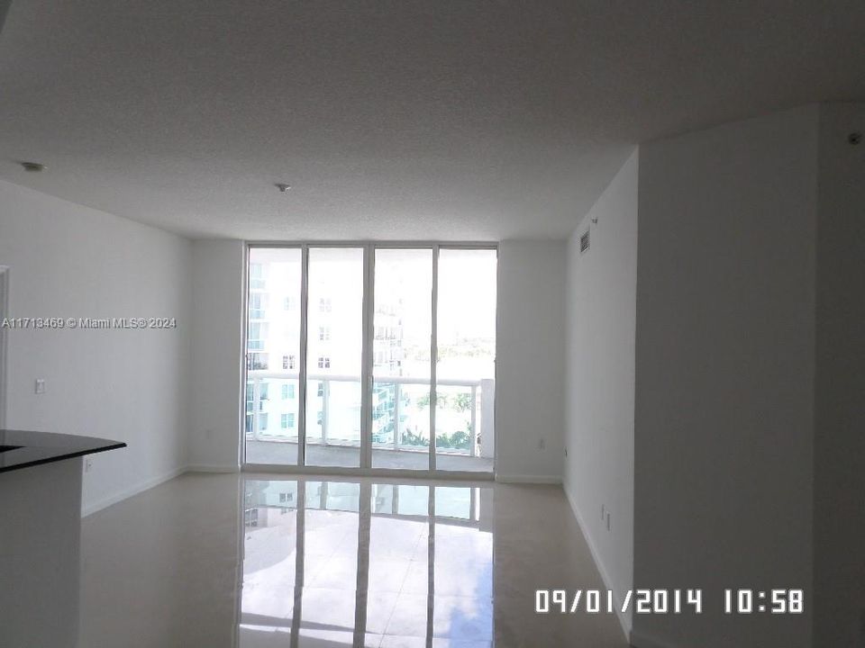 360 CONDO UNIT  1001