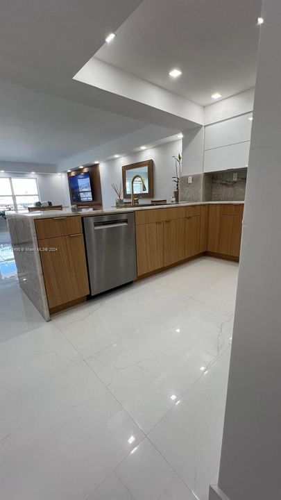 En Venta: $680,000 (1 camas, 1 baños, 1088 Pies cuadrados)