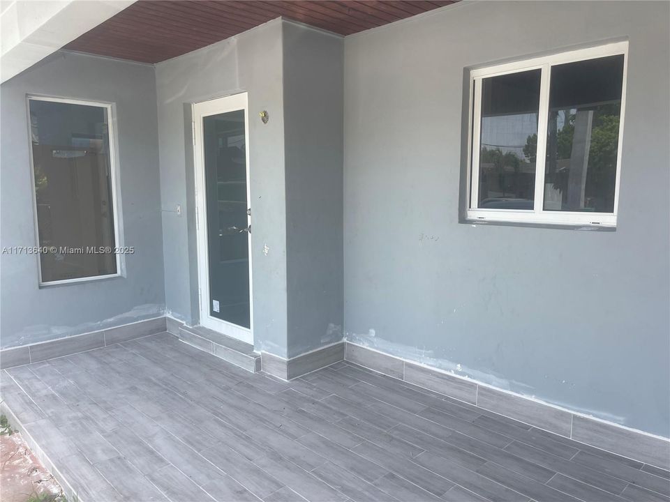 Recently Sold: $899,000 (0 beds, 0 baths, 2869 Square Feet)