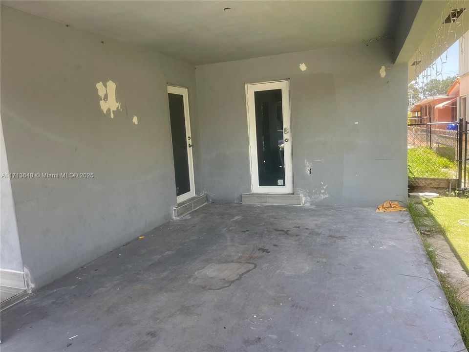 Recently Sold: $899,000 (0 beds, 0 baths, 2869 Square Feet)