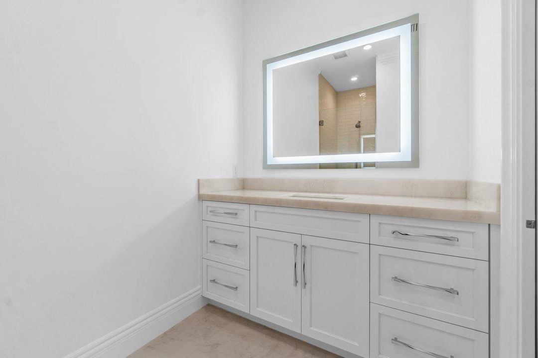 015-1904SoutheastSailfishPointBoulevard-