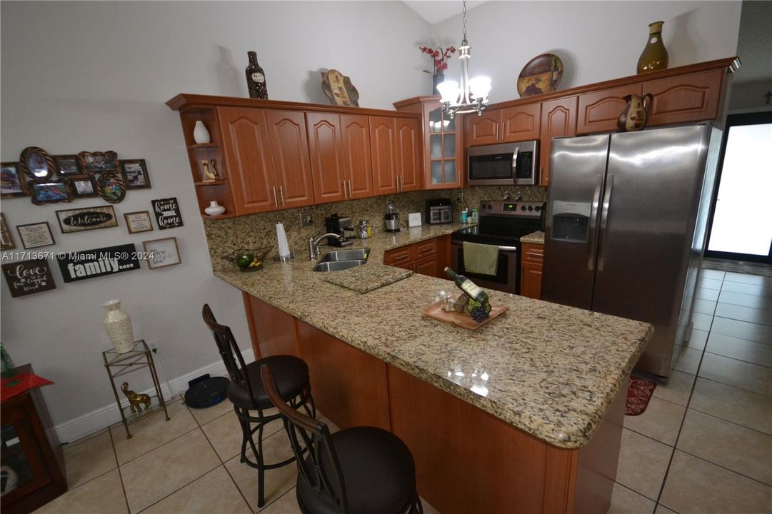 Kitchen Seating Area