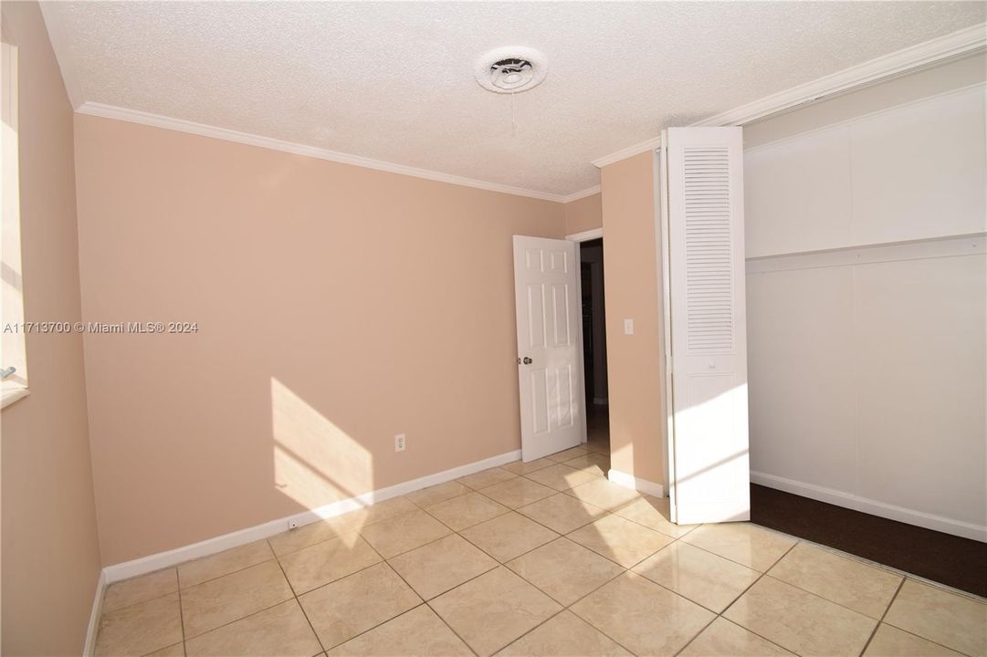 For Sale: $447,500 (4 beds, 2 baths, 2013 Square Feet)