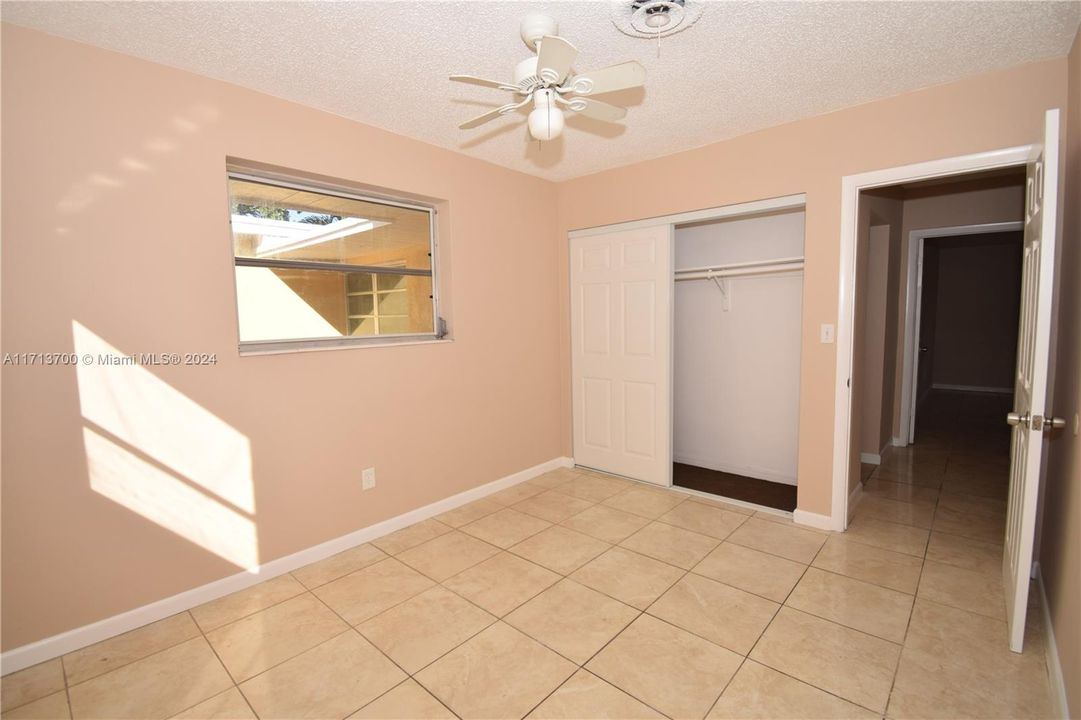 For Sale: $447,500 (4 beds, 2 baths, 2013 Square Feet)