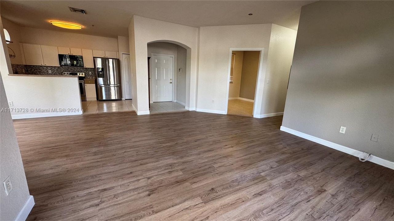 For Rent: $3,000 (3 beds, 2 baths, 1340 Square Feet)