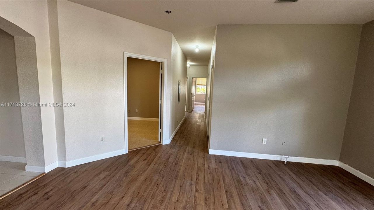 For Rent: $3,000 (3 beds, 2 baths, 1340 Square Feet)