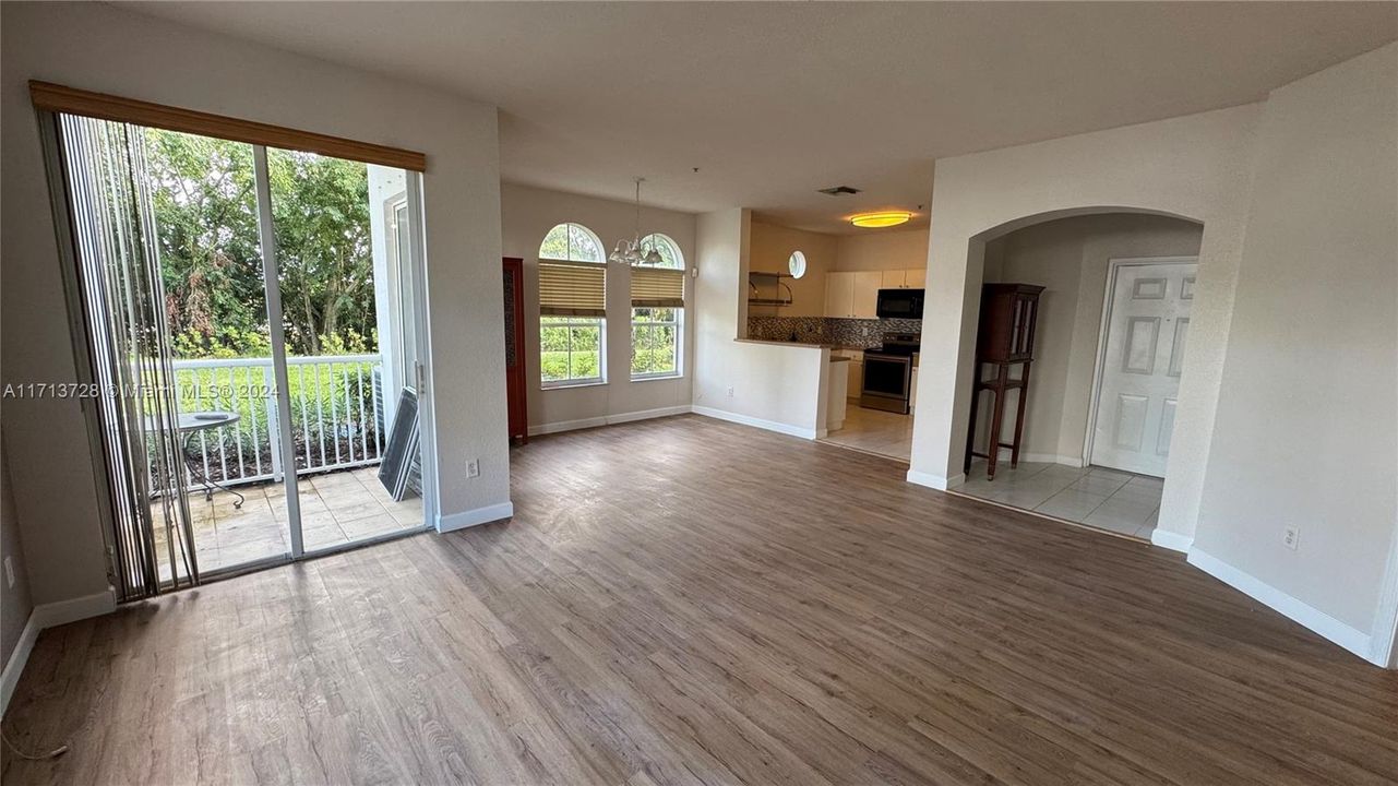 For Rent: $3,000 (3 beds, 2 baths, 1340 Square Feet)