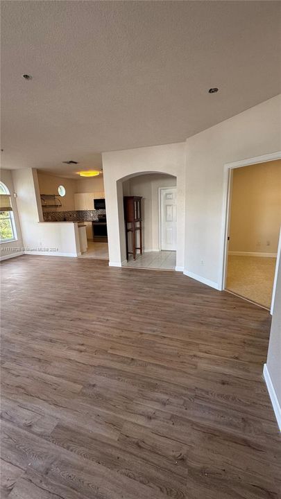 For Rent: $3,000 (3 beds, 2 baths, 1340 Square Feet)