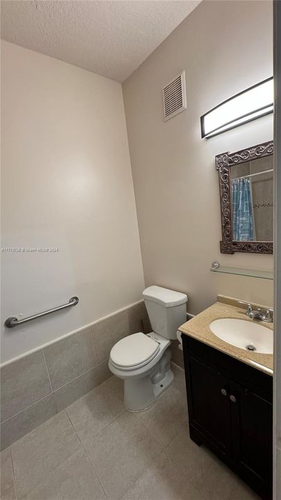 For Rent: $3,000 (3 beds, 2 baths, 1340 Square Feet)