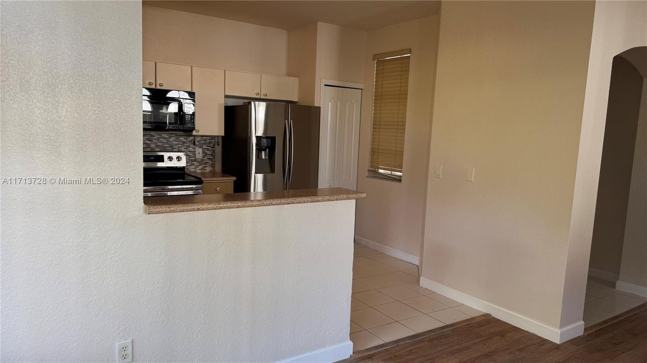 For Rent: $3,000 (3 beds, 2 baths, 1340 Square Feet)