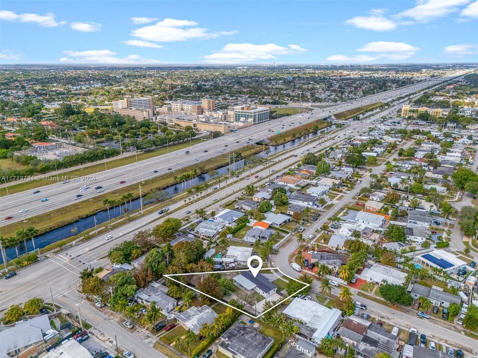 For Sale: $969,000 (3 beds, 2 baths, 1152 Square Feet)