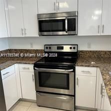 For Rent: $2,400 (2 beds, 2 baths, 826 Square Feet)