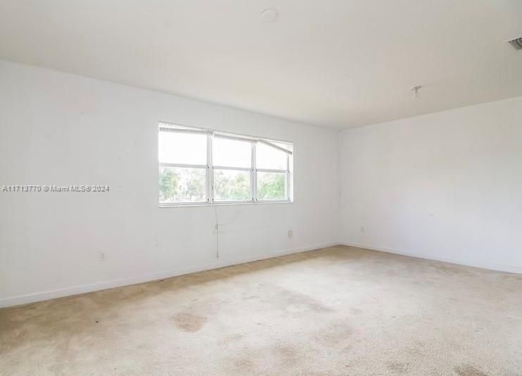 For Rent: $2,325 (3 beds, 2 baths, 1062 Square Feet)