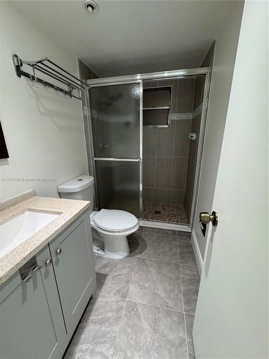 For Rent: $2,500 (2 beds, 2 baths, 1200 Square Feet)