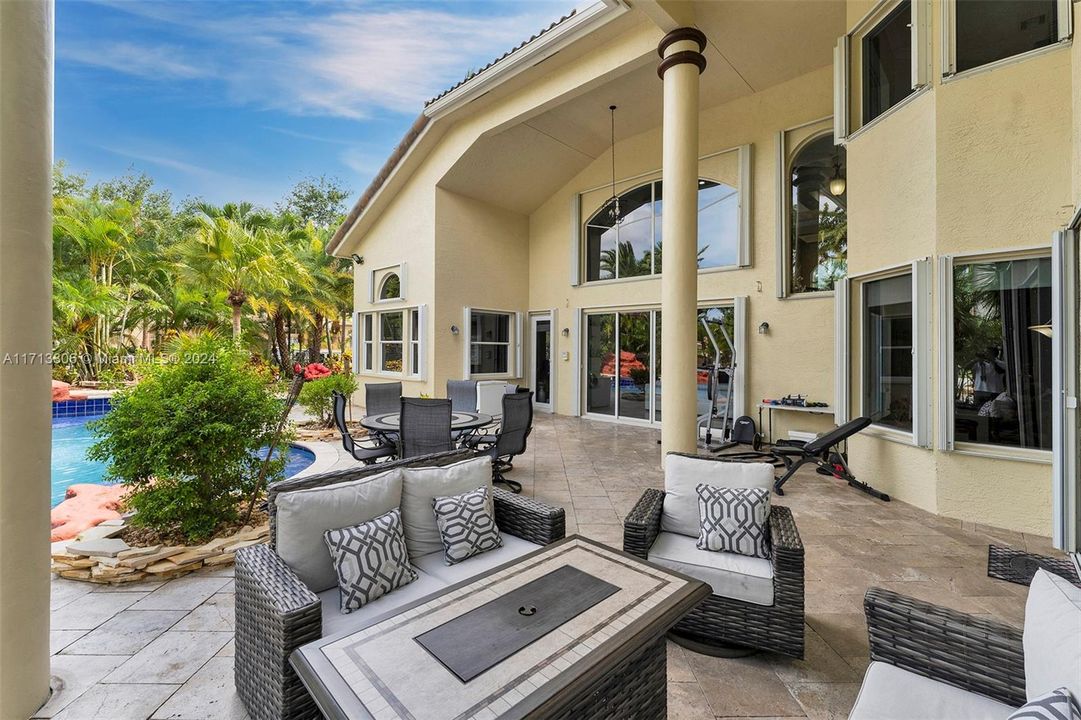 For Sale: $3,500,000 (5 beds, 4 baths, 4861 Square Feet)