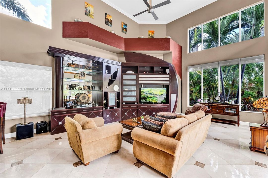 For Sale: $3,500,000 (5 beds, 4 baths, 4861 Square Feet)