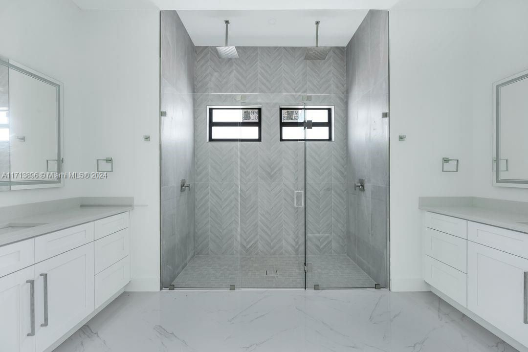 En Renta: $3,800 (3 camas, 3 baños, 2135 Pies cuadrados)