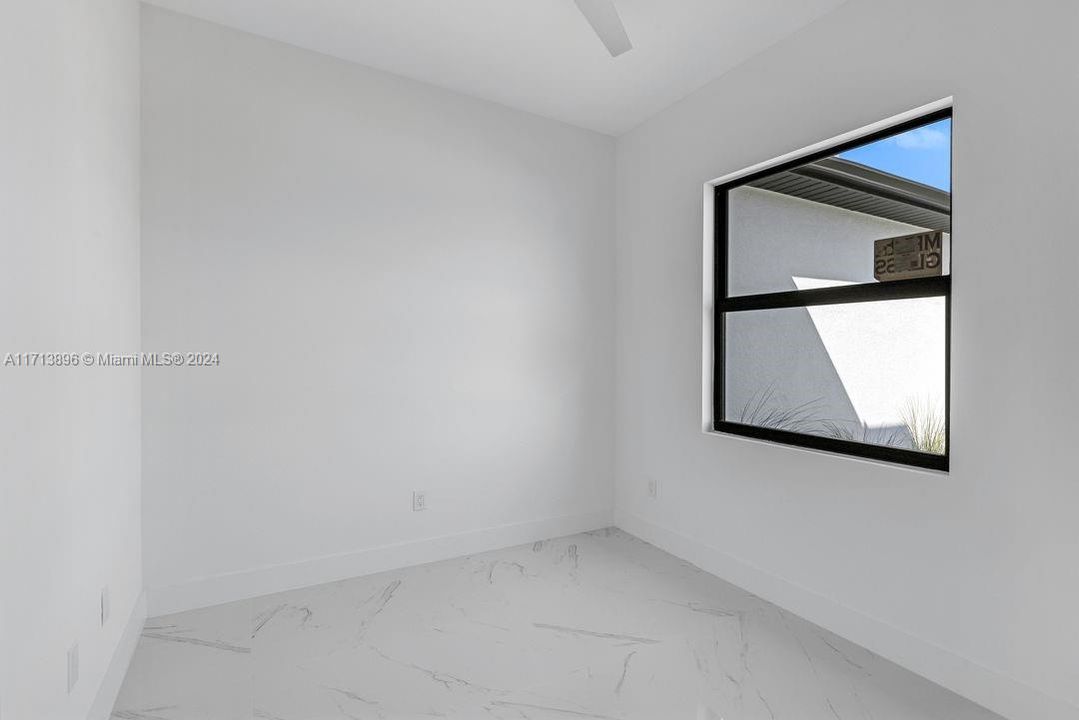 En Renta: $3,800 (3 camas, 3 baños, 2135 Pies cuadrados)