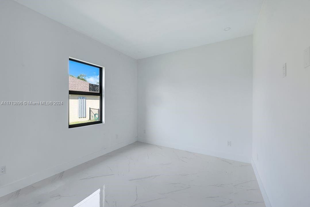 En Renta: $3,800 (3 camas, 3 baños, 2135 Pies cuadrados)