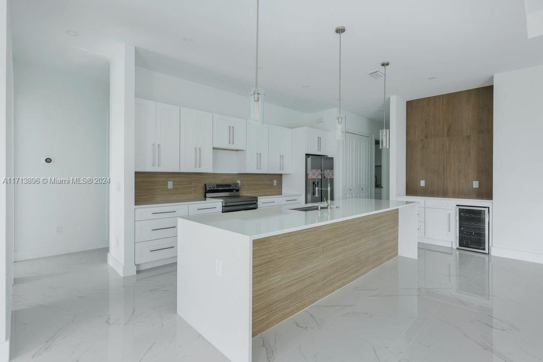 En Renta: $3,800 (3 camas, 3 baños, 2135 Pies cuadrados)