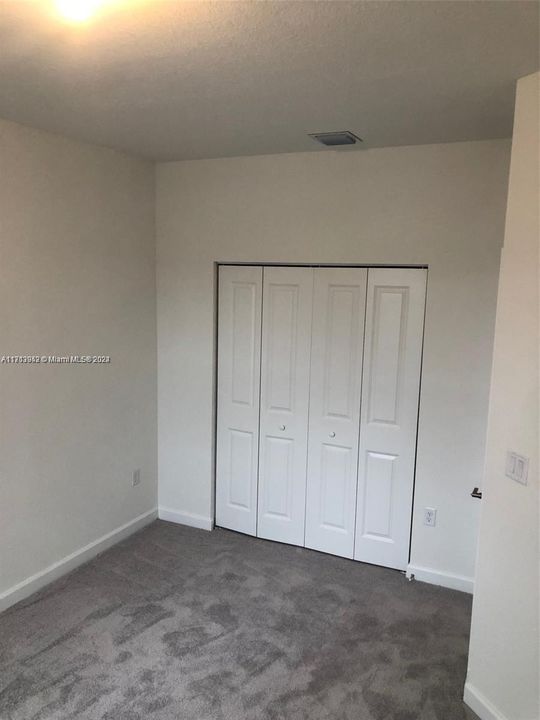 For Rent: $2,700 (3 beds, 2 baths, 1827 Square Feet)