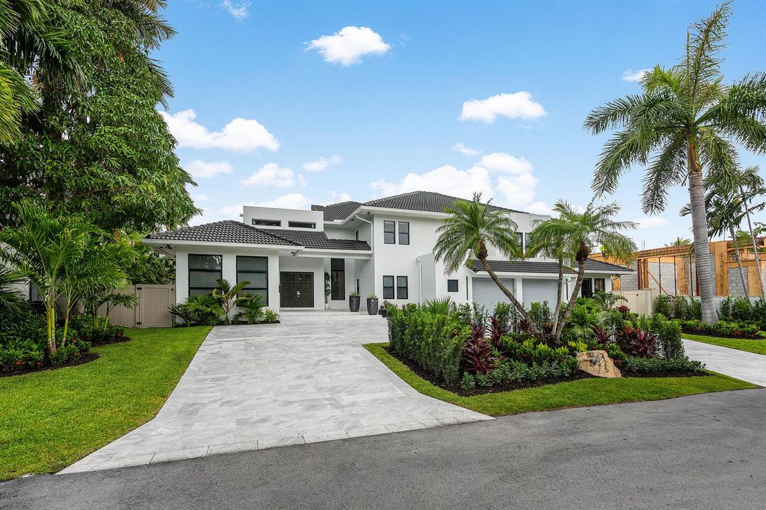073-425CoralWay-FortLauderdale-FL-33301-